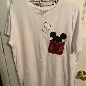Disney white tee with Mickey Glitter pocket